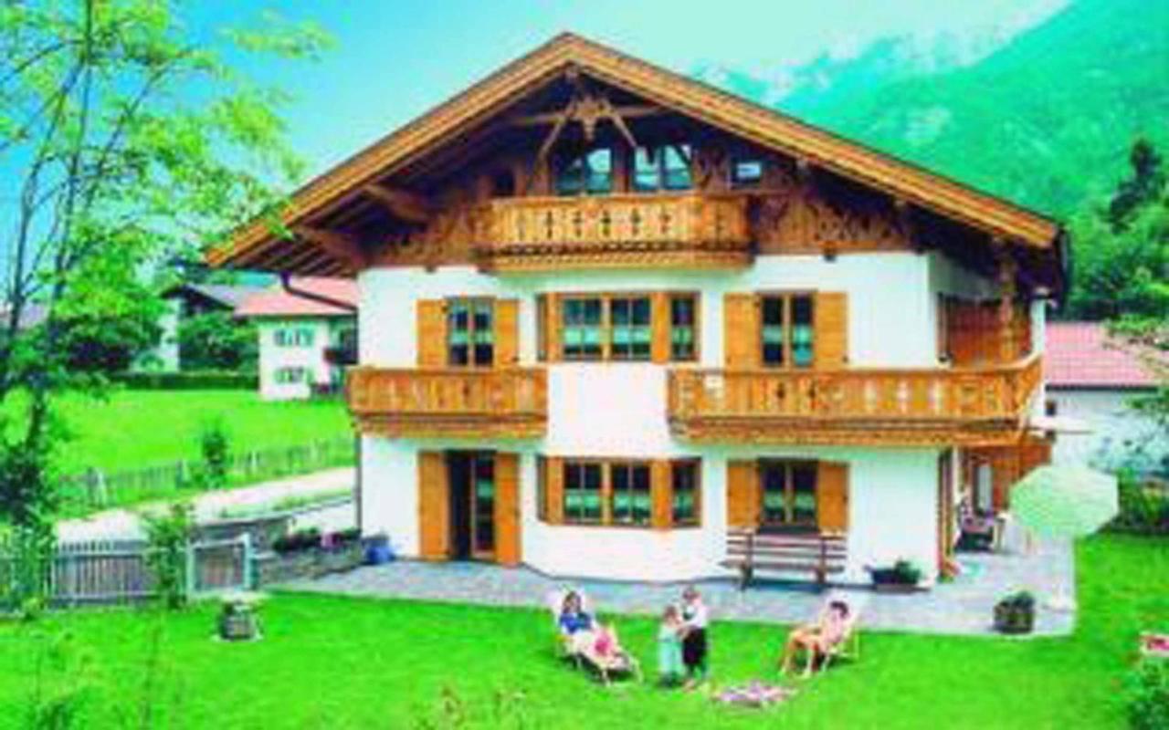 Ferienwohnungen Kir Royal Krün Extérieur photo