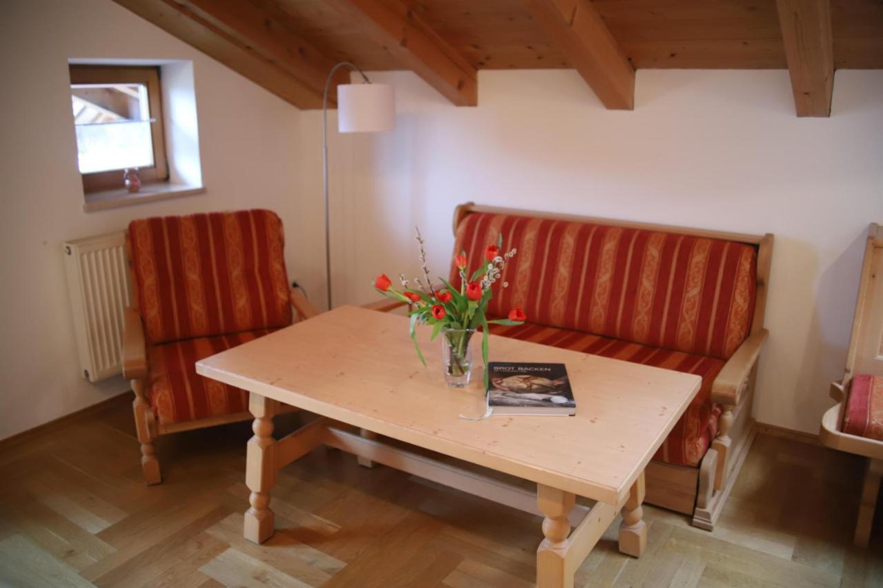 Ferienwohnungen Kir Royal Krün Extérieur photo
